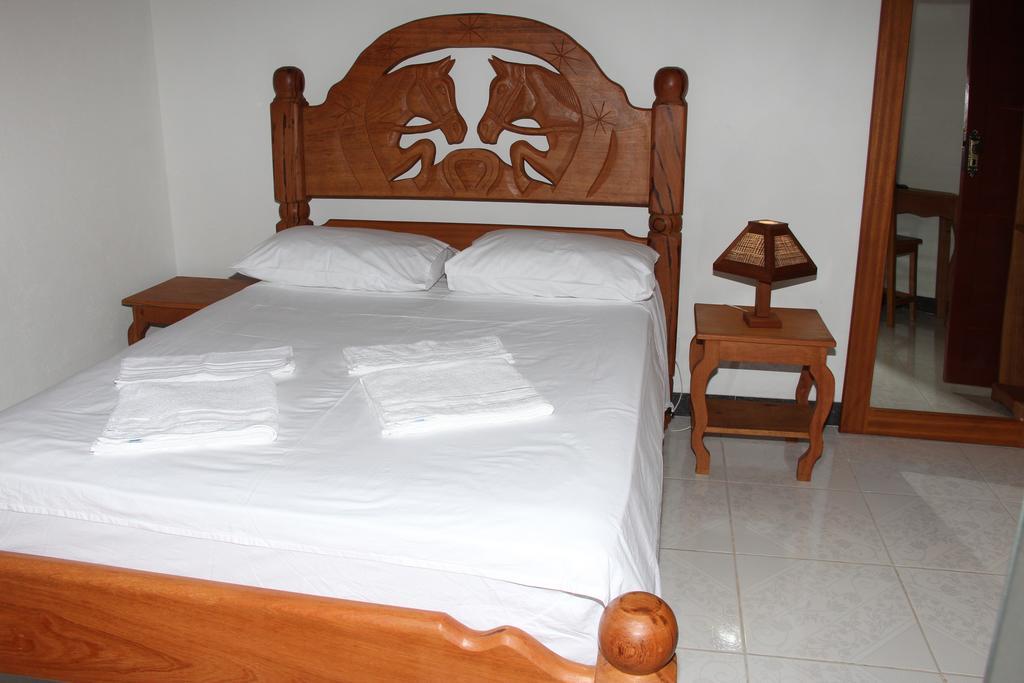 Hotel Fazenda Arara Azul Carolina  Bilik gambar